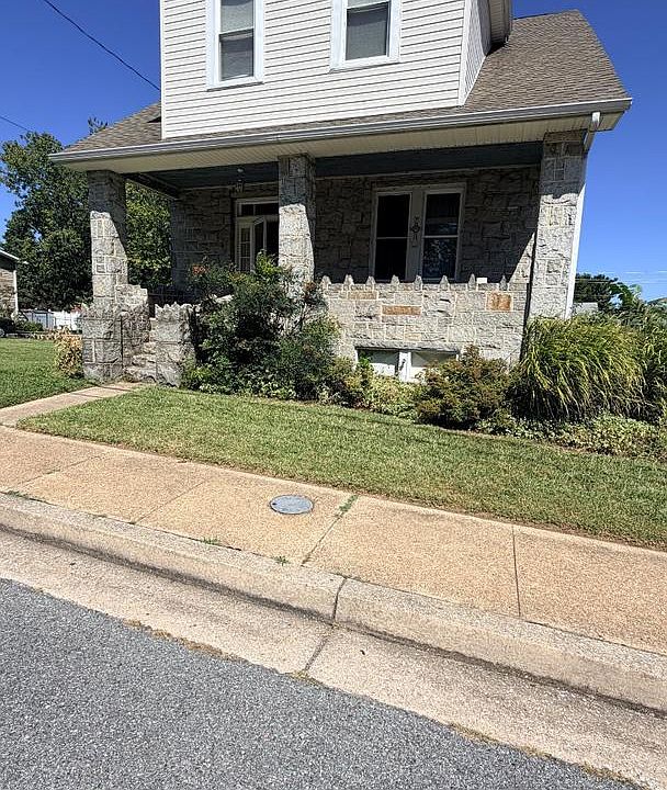 1st image of 1220 Stevens Ave