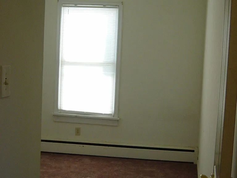1032 Trenton Rd — Photo 5