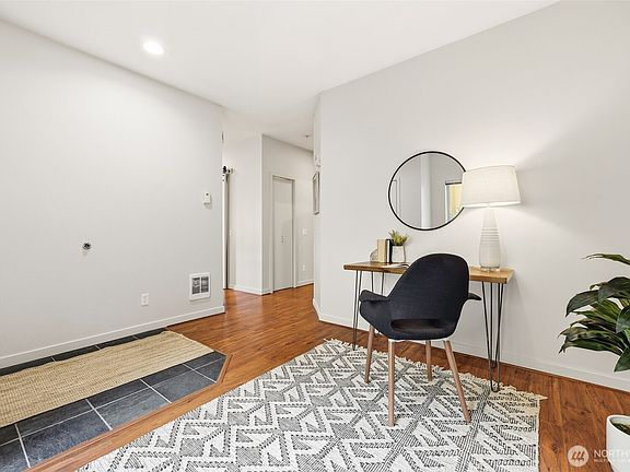 3rd image of 3671 Dayton Avenue N #2