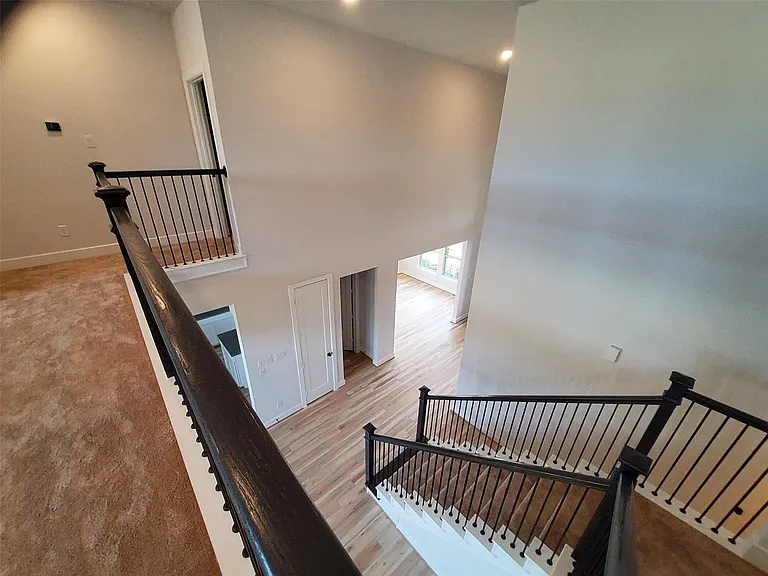 20814 Flat View Dr — Photo 26