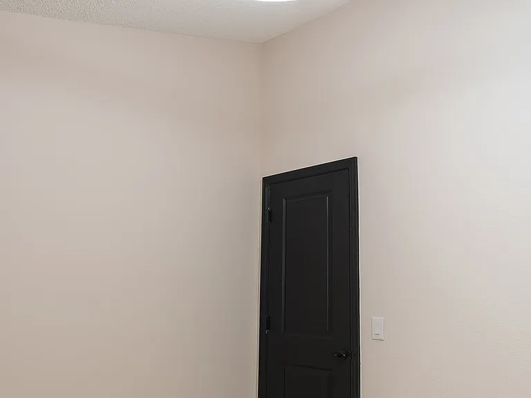 5401 Pullman Dr — Photo 15