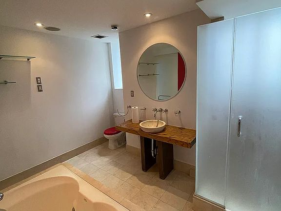 5th image of 17 W 54th St APT 11D