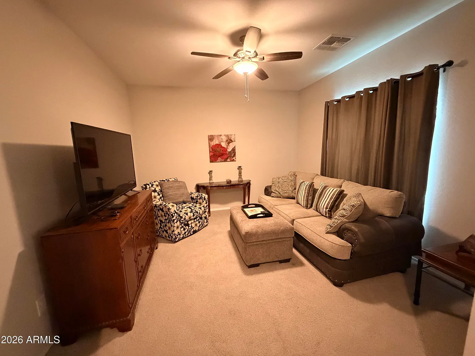 3 bed, 2.0 bath, 2133 sqft, $2,200 — Photo 4