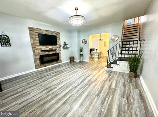 1631 W Champlost St, Philadelphia, PA 19141