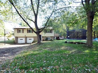 32621 Belle Rd, Avon Lake, OH 44012