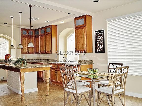 4th image of 1075 Sonoran Hope Ct