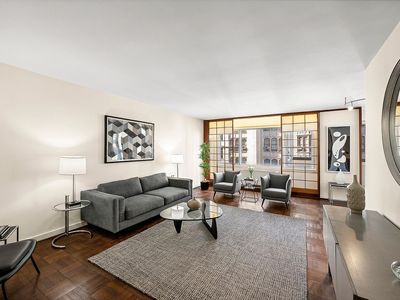 150 E 69th St APT 6D, New York, NY, 10021