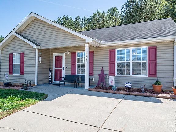 5th image of 2401 Gelsinger Ave