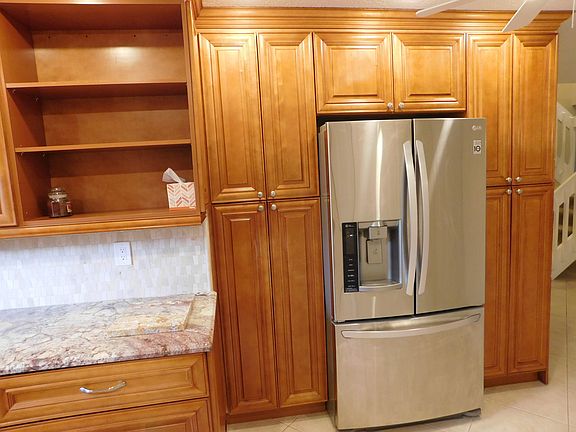 LG Fridge-Pantry w/pullouts