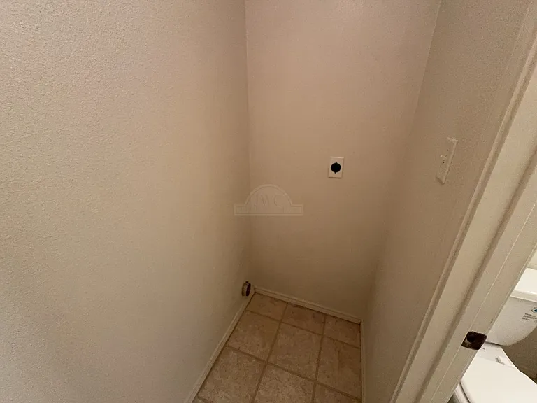 3307 Barcelona, Killeen — Photo 14