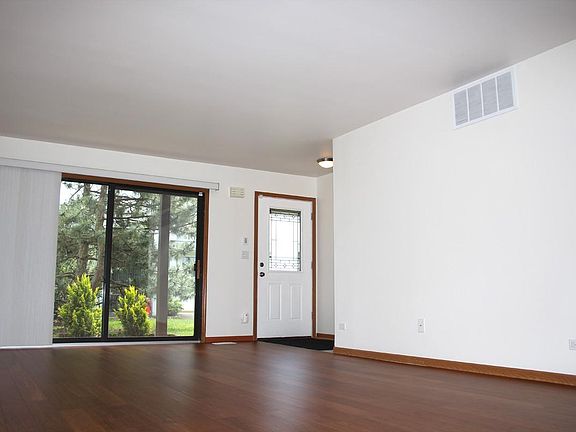 4th image of 7359 Canterbury Pl