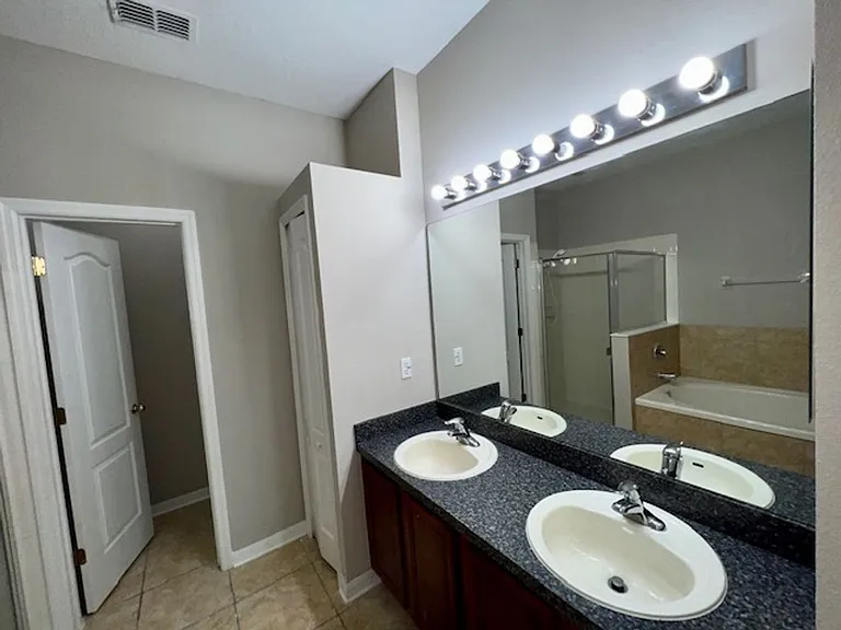 9240 Black Hawk Ct — Photo 22