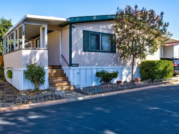 5904 Park Cir, Ione, CA 95640