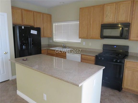 4th image of 6082 Darnley St