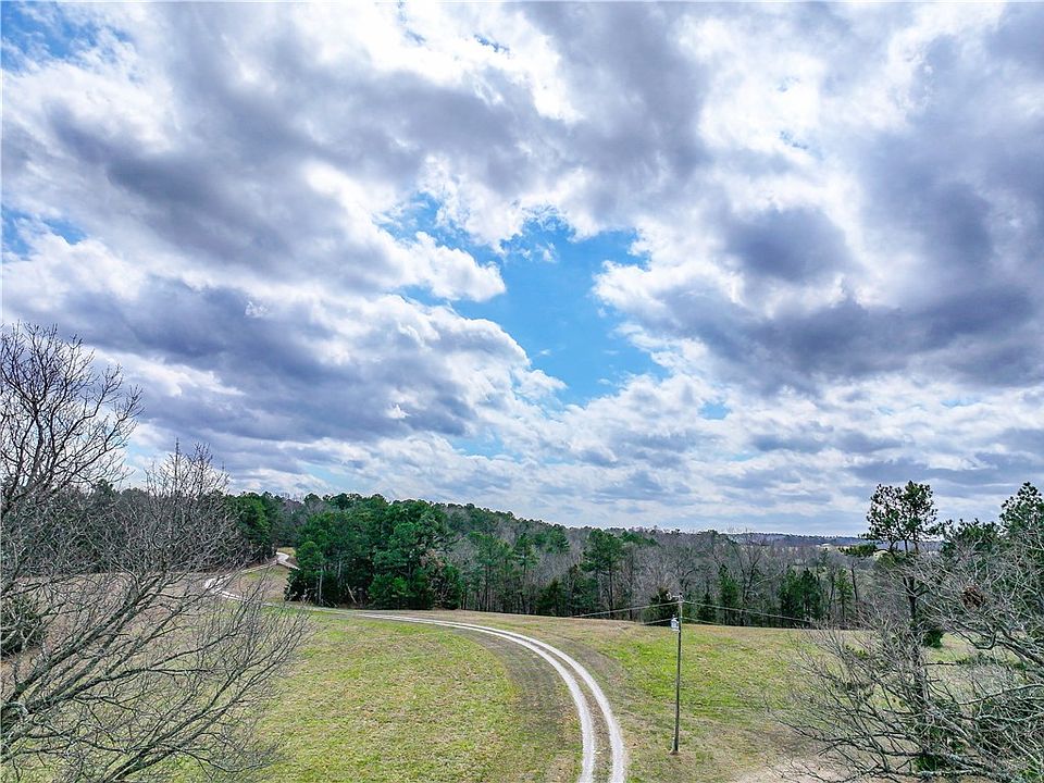 1st image of 296 Juniper Ln