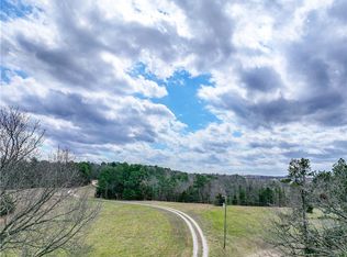 296 Juniper Ln, Eureka Springs, AR 72632