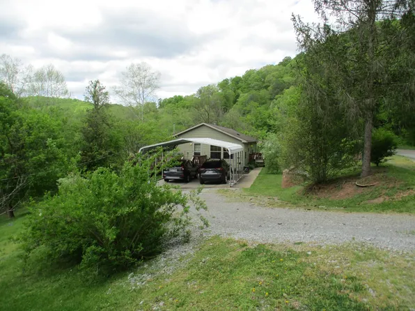 362 Cedar Creek Rd, Glenville, WV 26351