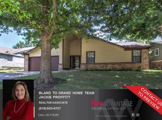 1105 W Albuquerque St, Broken Arrow, OK 74011