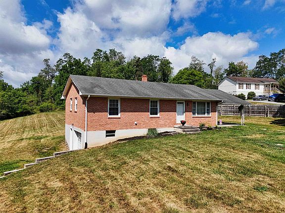 3rd image of 2614 Childress Rd