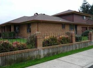 808 7th St NW, Puyallup, WA 98371