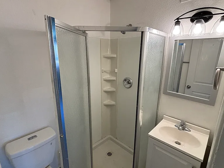 2 bed, 2.0 bath, 959 sqft, $1,350 — Photo 8