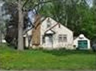 5615 Golden Valley Rd, Golden Valley, MN 55422