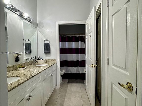 5th image of 16137 Emerald Cove Rd