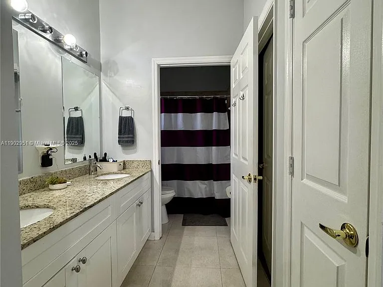 16137 Emerald Cove Rd — Photo 5