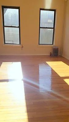 Rented by Uptown Flats LLC | media 25