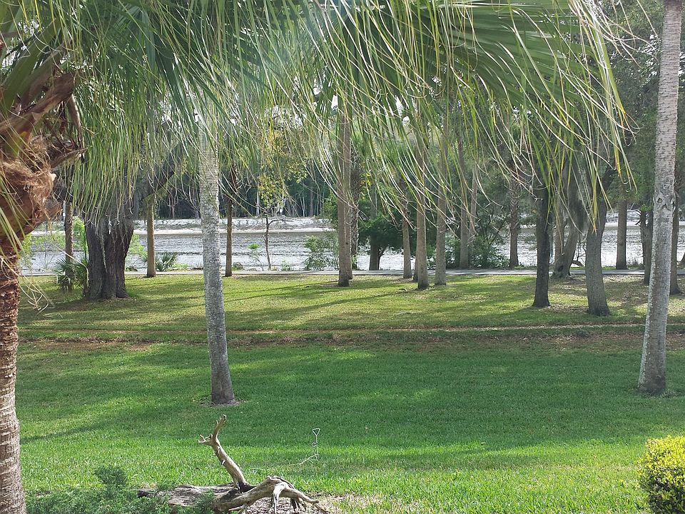 1st image of 100 Palm Harbor Pkwy #27
