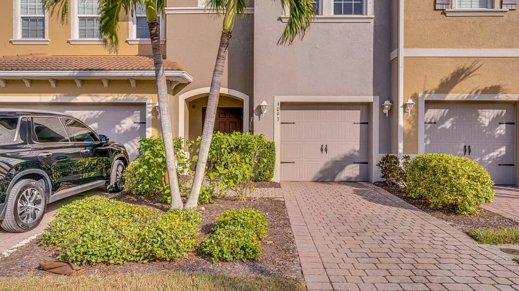 4093 Wilmont Place — Photo 3