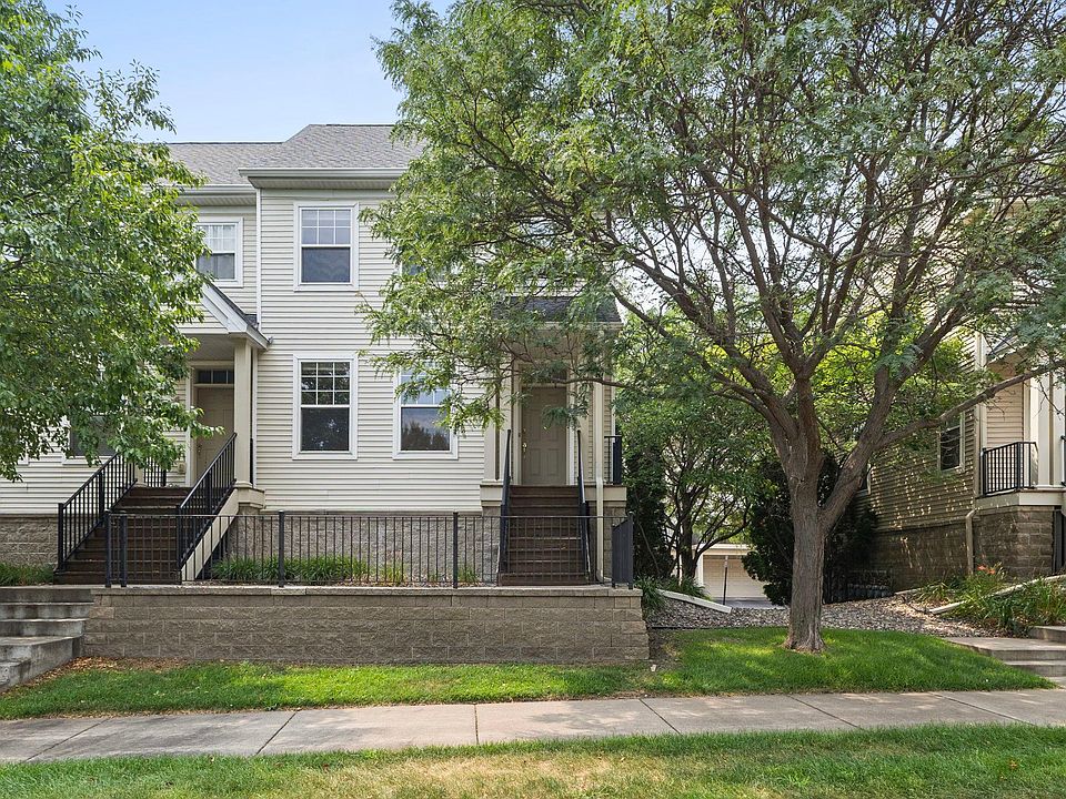 1st image of 11323 Davenport Cir NE Unit F