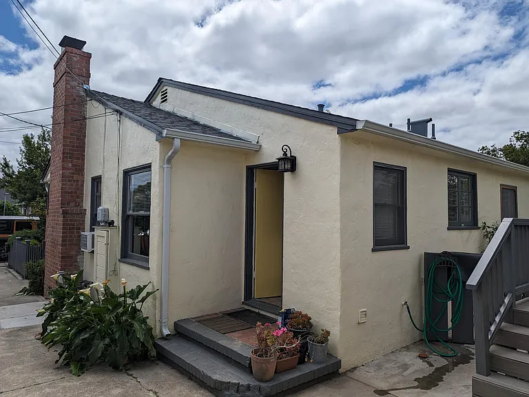 Scott St — Photo 4