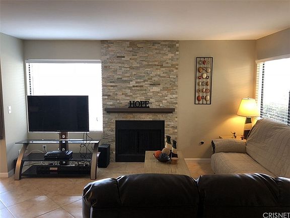 5th image of 27071 Crossglade Ave Unit 4