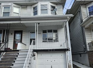 203 Florida Ave, Shenandoah, PA 17976