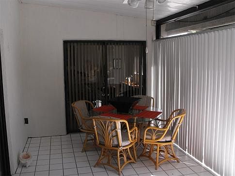 5th image of 1801 Village Ct