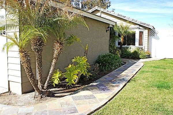 2nd image of 27798 Moonridge Dr