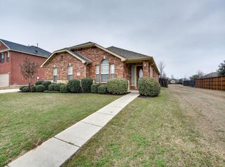 2008 Prescott Downs Dr, Denton, TX 76210