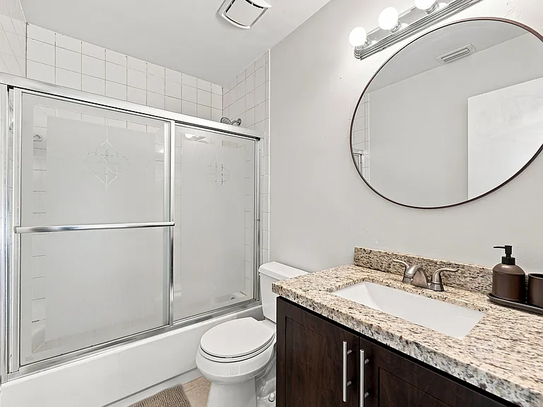 1115 SW 180th Ter — Photo 10