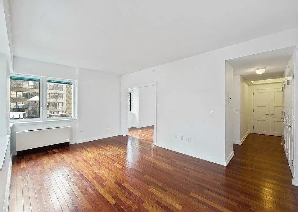 1st image of 425 5th Ave APT 25A