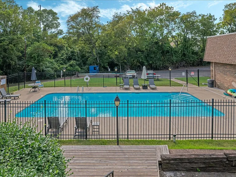 420 Walton Ln #N80 — Photo 18