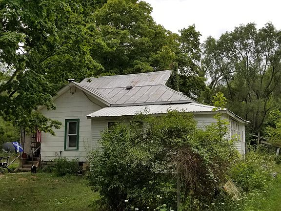 4th image of 46052 8th Ave