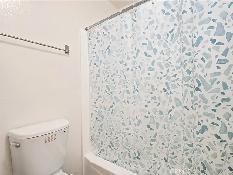 15425 Sherman Way #101 — Photo 15