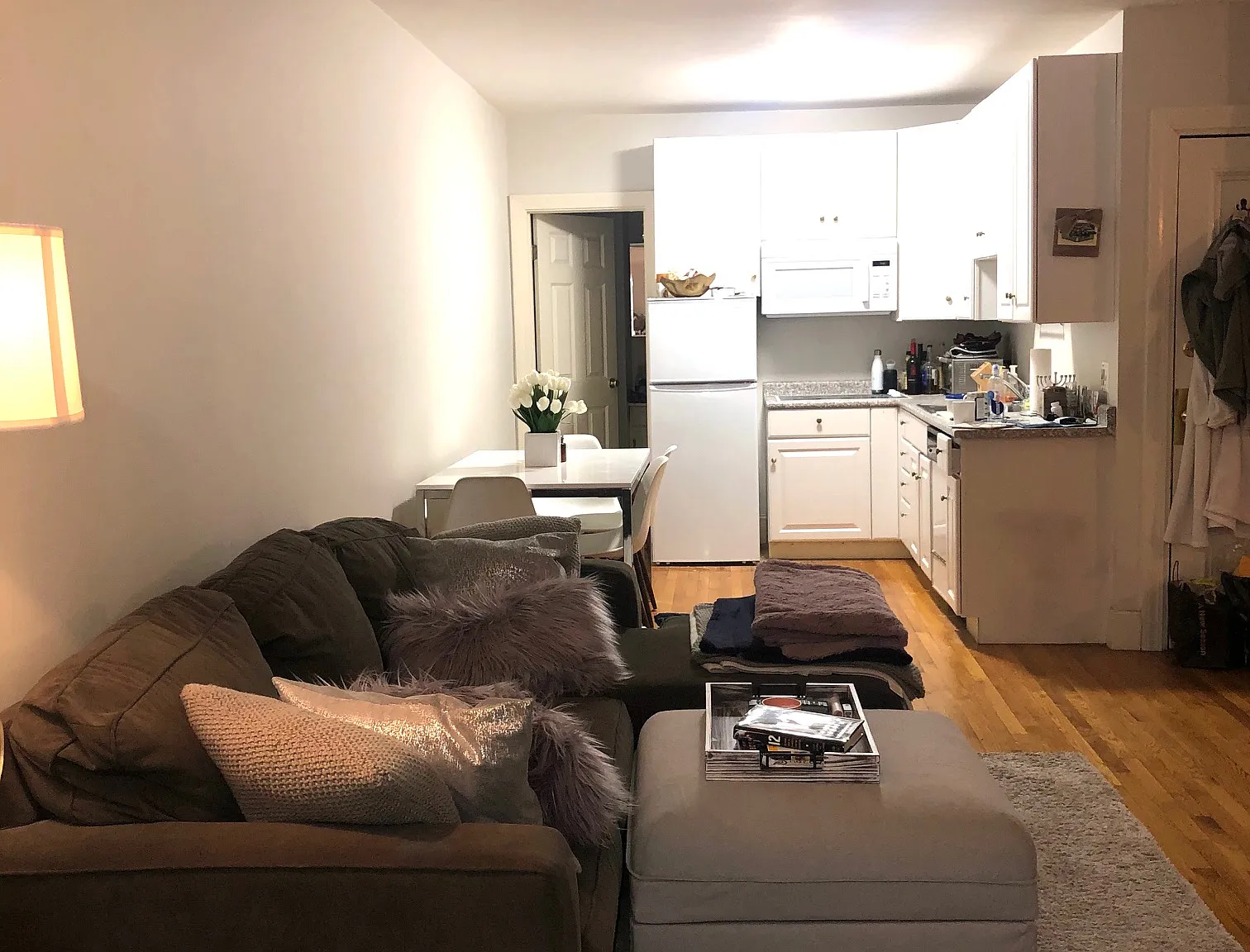 Studio, 1.0 bath, $2,550 — Photo 2