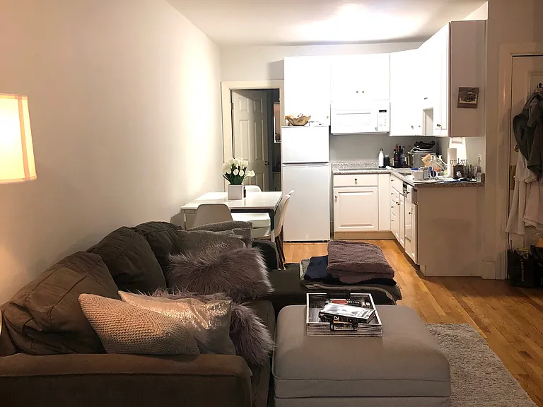 115 Beacon St #1 — Photo 2