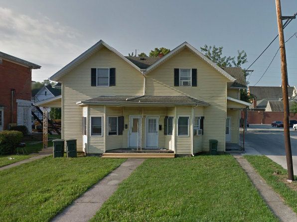 214 E Washington St