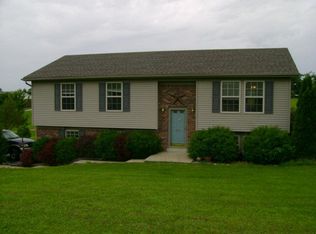 308 Springhurst Dr, Berea, KY 40403