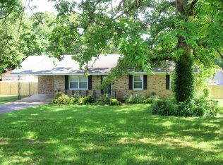 195 Phillips Dr, Savannah, TN 38372