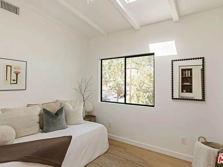 1107 Le Gray Ave — Photo 18