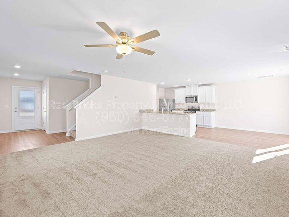 4th image of 1621 Nia Rd